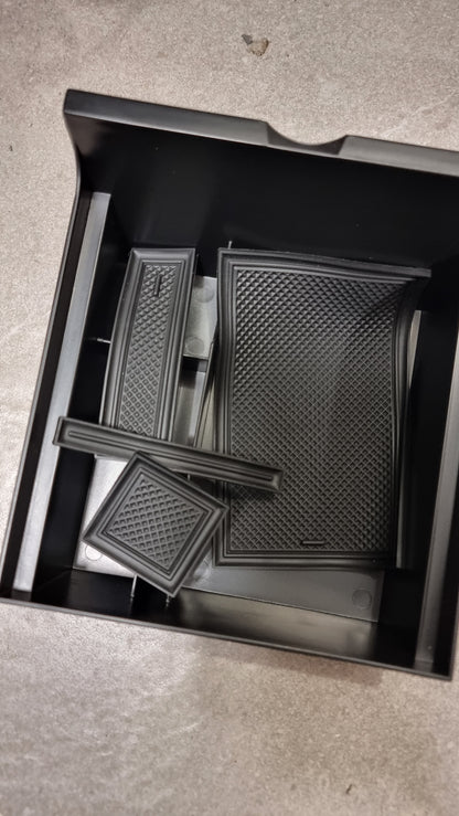 Model 3/Y - Fremri geymsluhólf